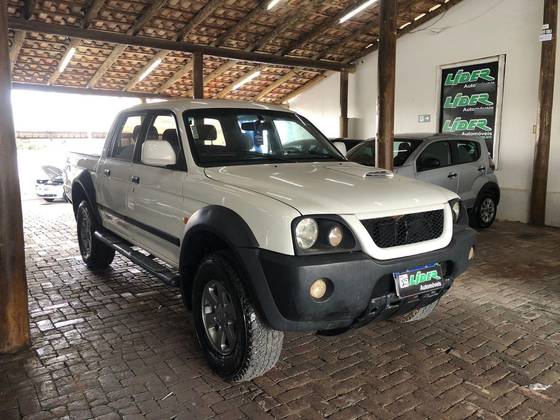 MITSUBISHI L200 2.5 GL 4X4 CD 8V TURBO DIESEL 4P MANUAL